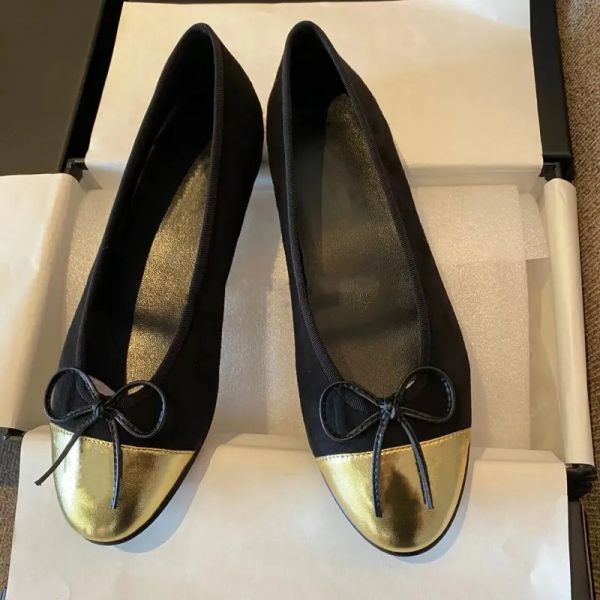 Chaussures chaudes de France Ballet Flats Paris Brand Designer Ballet Ballet Chaussures Femmes Printemps matelassé en cuir authentique Slip sur ballerine Luxury Round Toe Dames Dames Dames Chaussures