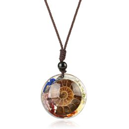 Hot Nieuwe Products Accessoires Europees en Amerikaans Natuurlijke Conch Healing Convex Surface Stone Inlaid Necklace Hanger Unisex Accessoires