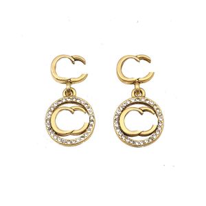 Hot New Style Stud Boucles D'oreilles De Luxe Designer Marque Lettre Boucle D'oreille 18K Plaqué Or Oreille Stud Femmes Cristal De Noce Fine Bijoux Cadeau Accessoire