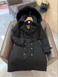 CHAUD NOUVEAU! Manteaux chauds d'hiver de style britannique pour femmes/manteau long en duvet d'oie blanche de grande qualité/manteau d'épaisseur avec fourrure B132306F750 taille S-XL