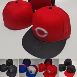 Chapeaux ajustés les plus récents Chapeaux de bask ajusté Caps de baskball sport utdoor sports ebaseball chapeaux plats adultes plats pour les hommes Full Fullr Taille 7-8