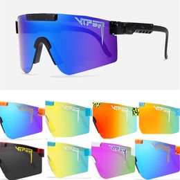 Hot Original Sport Google Tr90 Lunettes de soleil polarisées pour hommes / femmes Eyewear à vent d'extérieur 100% UV Mirored Lens Gift
