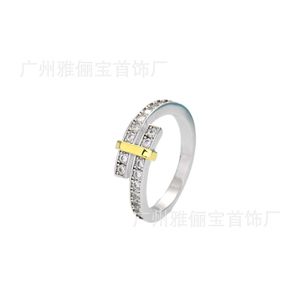 Hot plukken hoge editie TFF ring ketting met 18K witte koperen plating en diamanten in verschillende kleuren rondom volledige diamanten armband oorbellen