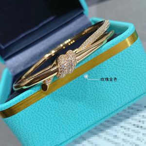Hot Picking TFF Hoge versie Half Diamond Knot Bracelet met ingelegde Twisted Bow Seiko Rose Gold handwerk voor vrouwen H0TI