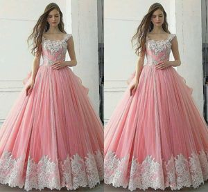 Hot Pink Hand Made Flowers Princess Quinceanera Prom Jurken 2020 Kant Applique Beads Square Lace-Up Party Pageant Sweet 16 Dress Vestidos