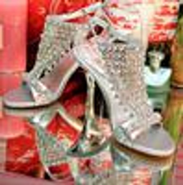 Hot Sale-2014 Luxury Gold Silver Dance Shoes Crystal Diamond Wedding Shoes mujeres tacón alto Tamaño 33 a 40