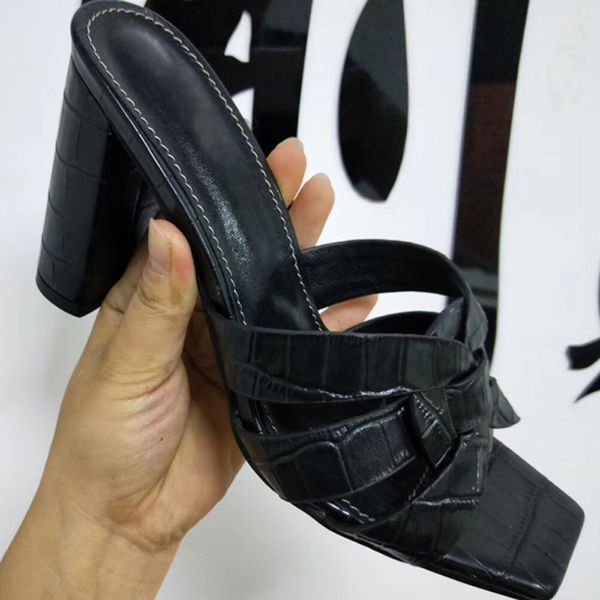 Vente chaude-2018 Summer Night Club Sandales Stilettos de bal de la fête des chaussures pour femmes Chaussures à talons hauts pour femmes