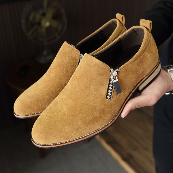 Vente chaude-2019 nouvelles chaussures de mode hommes chaussures jeunesse tendance épais chaussures en cuir solide Yards livraison gratuite