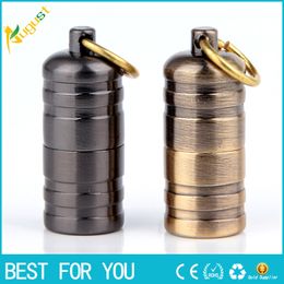 Vente chaude 2019 extérieur mini gaz cigarette torche briquets porte-clés capsule essence briquet gonflé porte-clés essence briquet outils pour fumer