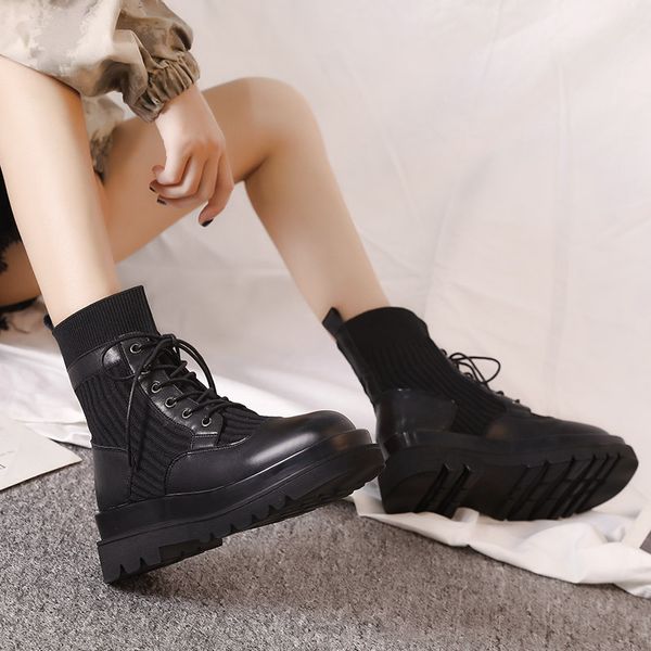 Vente chaude-2021 bottes de combat en cuir de haute qualité pour femmes bottes de combat surface en maille cheville chaussures à talons bas en cuir de vachette moto Martin botte