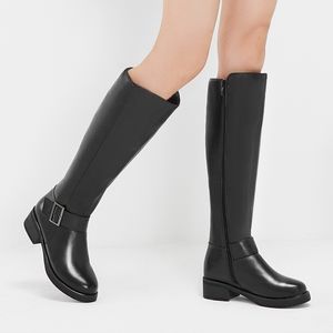 Offre spéciale 2020 nouveau cuir véritable neige femmes mode qualité épaisse fourrure laine bottes d'hiver dames genou haute chaussons