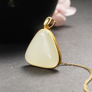 Hot vente 2020 nouveau style est collier pendentif simple mode pendentif style chinois collier en or de jade Hetian