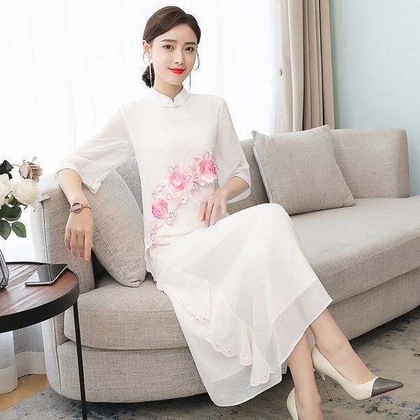 Gran oferta 2020 verano nuevo estilo chino bordado de manga media mejorado elegante falda acampanada grande falda cheongsam vestido acampanado