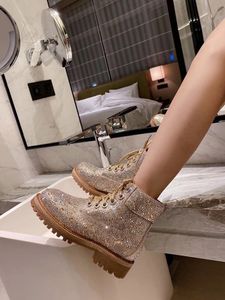 Botas de marca 2022 novas mulheres sapatos de designer de luxo designer boost martin botas diamante incrustação terra tornozelo inverno