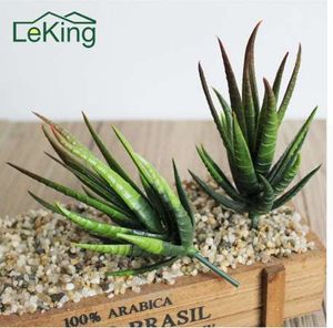 Venta caliente Artificial Mini Aloe Plantas de plástico Artesanía Floristería Paisaje para jardín Decoración de oficina familiar