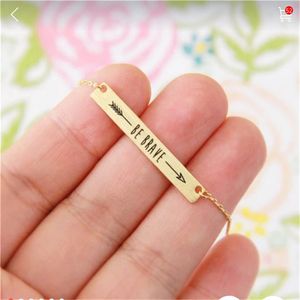Hot Sale be Brave Lettering Arrow om Lettering Gold Sier Bar Necklace warm en aanmoediging cadeau voor vrienden te dragen
