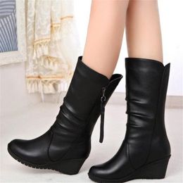 Hot Sale-Designer bottes pour femmes à glissière latérale bottes plates en cuir givré chaussures de sport à talons hauts pour femmes