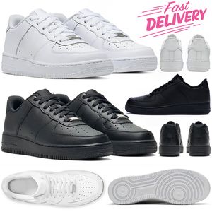 Gratis verzenddesigner schoenen voor mannen dames lage lopende sneakers drievoudige witte zwarte klassieke casual platform schoenheren dames buiten sporttrainers