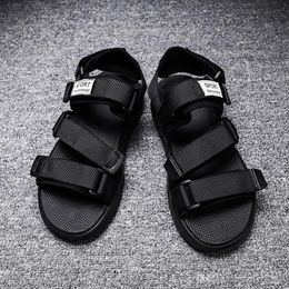 VENTA CALIENTE Diseñador de la marca europea Sandalsmen Sandalias de verano negro blanco AZUL Antideslizante Zapatillas de secado rápido para exteriores Zapato de agua suave