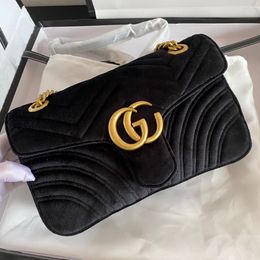 Venta caliente Fashion Bolsas para mujeres de mujer Cadena de oro clásico 26 cm Bolsa de terciopelo Estilo de corazón Bolsas para mujeres bolsos bolsos para bolsos de mensajero