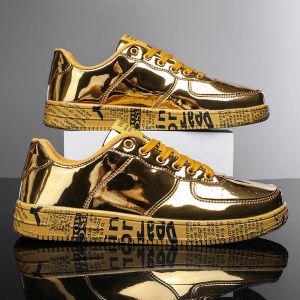 Vente chaude baskets dorées hommes Femmes Marque Chaussures de créateurs de luxe décontractées en cuir décontracté baskets hommes Hip Hop Hop Skateboard Chaussures
