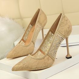 talons été chaud talons hauts talons hauts vendre- mode chaussures de soirée pour les femmes dames chaussures de soirée chaussures de mariée Zapatos de mujer de Tacones