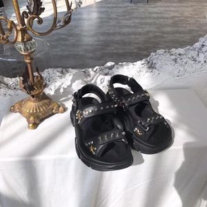 Hot koop-hoogwaardige echte lederen ontwerper schoenen flip flops loafers scuffs voor vrouw xyh 00401