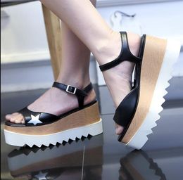 Hot koop- heetste handgemaakte baan casual schoenen hoge hak flats star wig platform sandalen vrouwen zomer mode schoenen