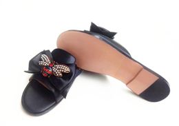 Hot Sale-Italy Top Designer Womens Schoenen Sandalen Zwart Rood Wit Beige EU35-42 Gratis verzending