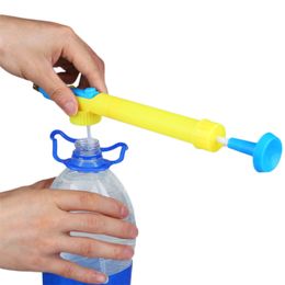 Gietere apparatuur Sap Cola Flessen Interface Trolley Hoofd Waterpistool-spuit Tuin ToolThe Spuit kan worden verbonden met elk normaal maat Plastic