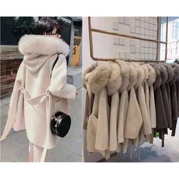 Vente chaude dames Luxury Hooded Cashmere Coat Outwear Natural Fox Fur Collar Womens Lamb LAMB 2020 HIVER CHEATS CHEATS C1115
