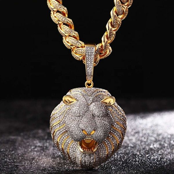 Gran oferta de lujo personalizado chapado en oro de 18k circonita cúbica Animal brillante colgante de León grande collar helado para hombres