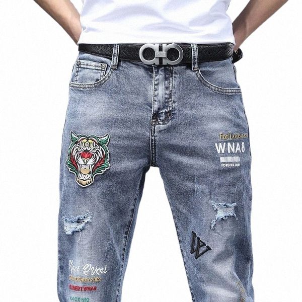 Vente chaude Jeans de luxe pour hommes Streetwear Denim Pantalon Punk Distred Hole Tiger Patchs de broderie Stretch Skinny Ripped Pantalon n8dF #