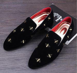 Hot koop heren mode loafers slip op strass platte casual bootschoenen rijden mocassins brogues schoenen plus size 37-44