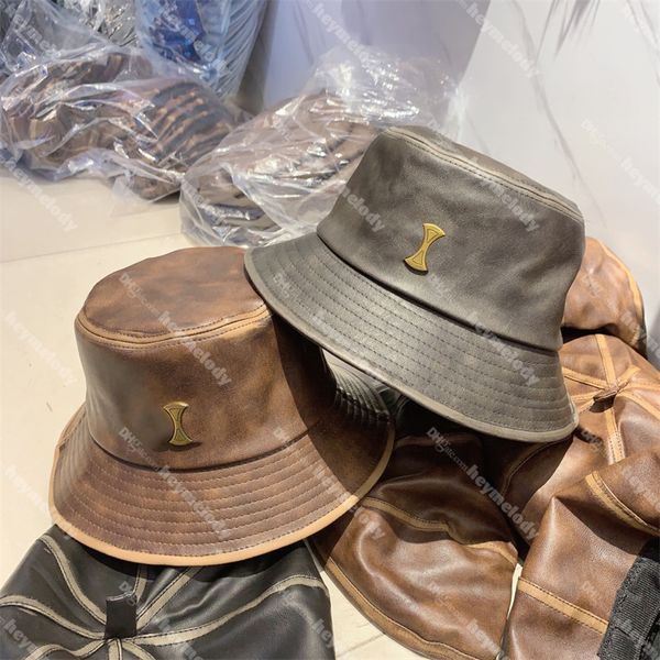 Vente chaude en métal chapeaux Beauts en cuir pêcheur de bonnet Chapeaux de chapeau hommes Femmes Couplet en cuir Caps