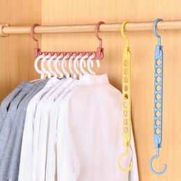 Hot Sale multifunctionele magische kledinghanger praktische kast kleding Organisator 3d Space Saving Space PP 9 Hole Magic Hangers