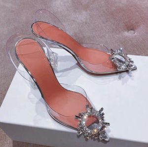 Sandale de qualité officielle Amina Shoes Pvc Slingback Pumps Muaddi Restocks Begum Slingbacks 5cm High Heel