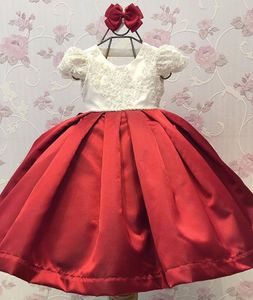 Vente chaude Perles Robe de bal robes de fille de fleur pour les mariages concours de petites filles