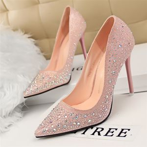 Vente chaude-chaussures cristal chaussures strass robe de mariée sexy talons hauts dames pompes rose noir gris nlue or tacones