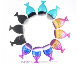 Hotsale cepillos de pescado pequeños individuales cepillo de base de maquillaje de cola de sirena 7 colores 3 unids/set drop ship 2set