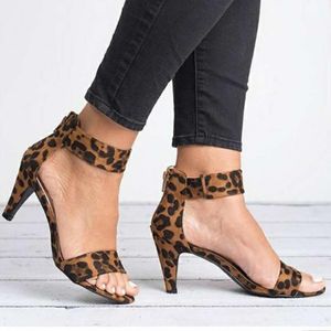 Venta caliente-Spring Mujeres Bombas Suede Leopard Platform Office Ladies Sandalia Zapatos Sapato Feminino