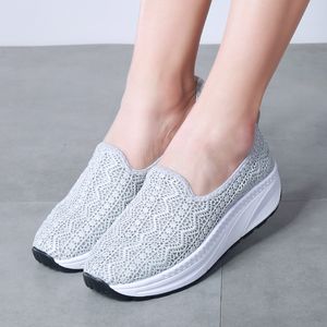 Hot Sale-zomer Nieuwe Collectie Slip op Mesh Loafers Schoenen Dames Meisjes Ademend Swing Schoenen Hoogte Verhogende Afslanken Walking Toning Schoenen