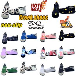 Chaussures d'eau unisexes pour hommes et femmes, baskets de surf à séchage rapide, en maille respirante, pour l'extérieur, de plage, offre spéciale