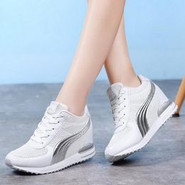 Hot Koop-Dames Casual Schoenen Mesh Sneakers Woman Height Toenemende platformschoenen Zapatillas Deportiva