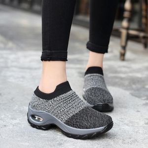 Venta caliente-Mujeres Zapatos cómodos para mujeres que aumentan la altura de la mujer NNM