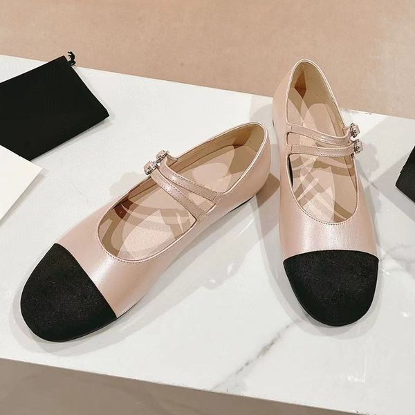 Vente chaude Femmes Véritable ballet en cuir Flats de la piste classique de marque de marque rond