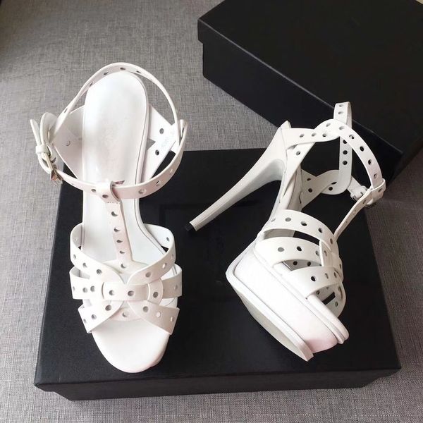 Offre spéciale femmes sandales à talons hauts chaussures de célébrité personnalisées hommage brevets cuir gladiateur sandales Sexy plate-forme sandales à talons hauts