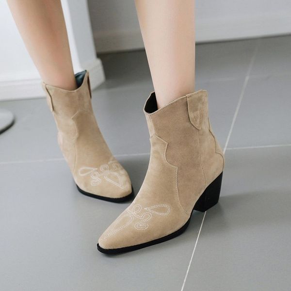 Vente chaude-bottes pour femmes automne hiver talon haut sans lacet cheville bout pointu troupeau peluche broder 2019 nouvelle mode sexy marron grande taille 34-48