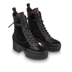 Hot Sale-World tour desert boot 2020 nouvelles femmes designer bottes plateforme boot vaisseau spatial bottines femme flamants roses médaille femmes martin bottes