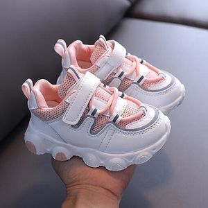 Offres spéciales bébé garçons filles chaussures au détail 3 couleurs premiers marcheurs respirant fond souple anti-dérapant baskets fille garçon chaussures pour bébés